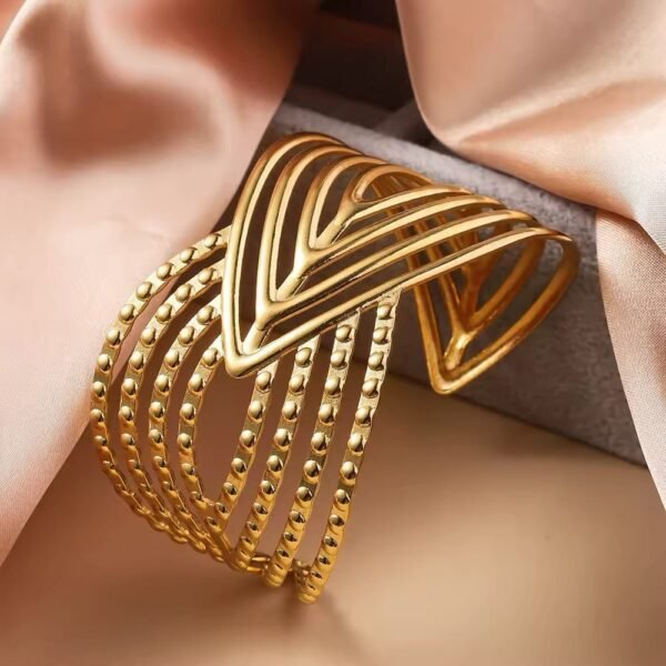 Elegant Gold Plated Stainless Steel Waterproof Bracelet - Image 5