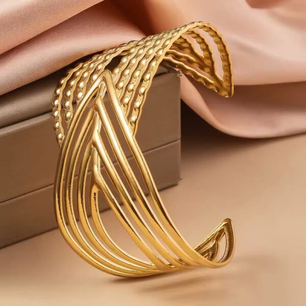 Elegant Gold Plated Stainless Steel Waterproof Bracelet - Image 3